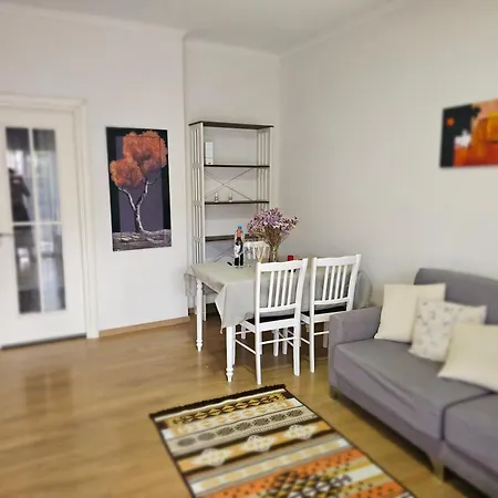 Apartment Warm *