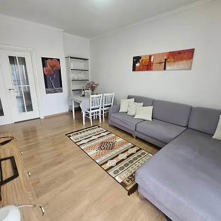 Apartment Warm *